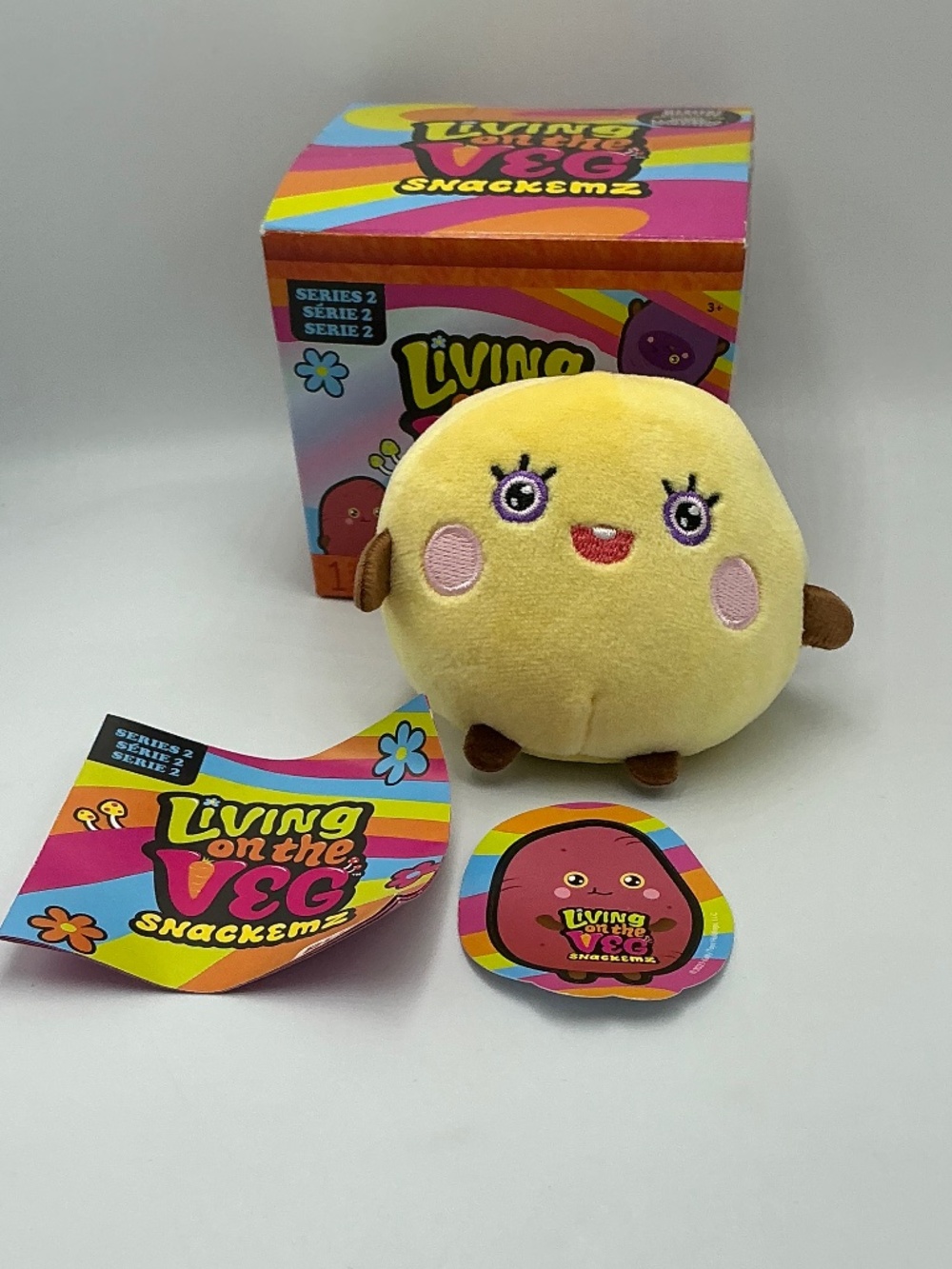 Living on the Veg Ramona  #51 Mystery Box Spudbuds Plush Series 2 Snackemz Russ